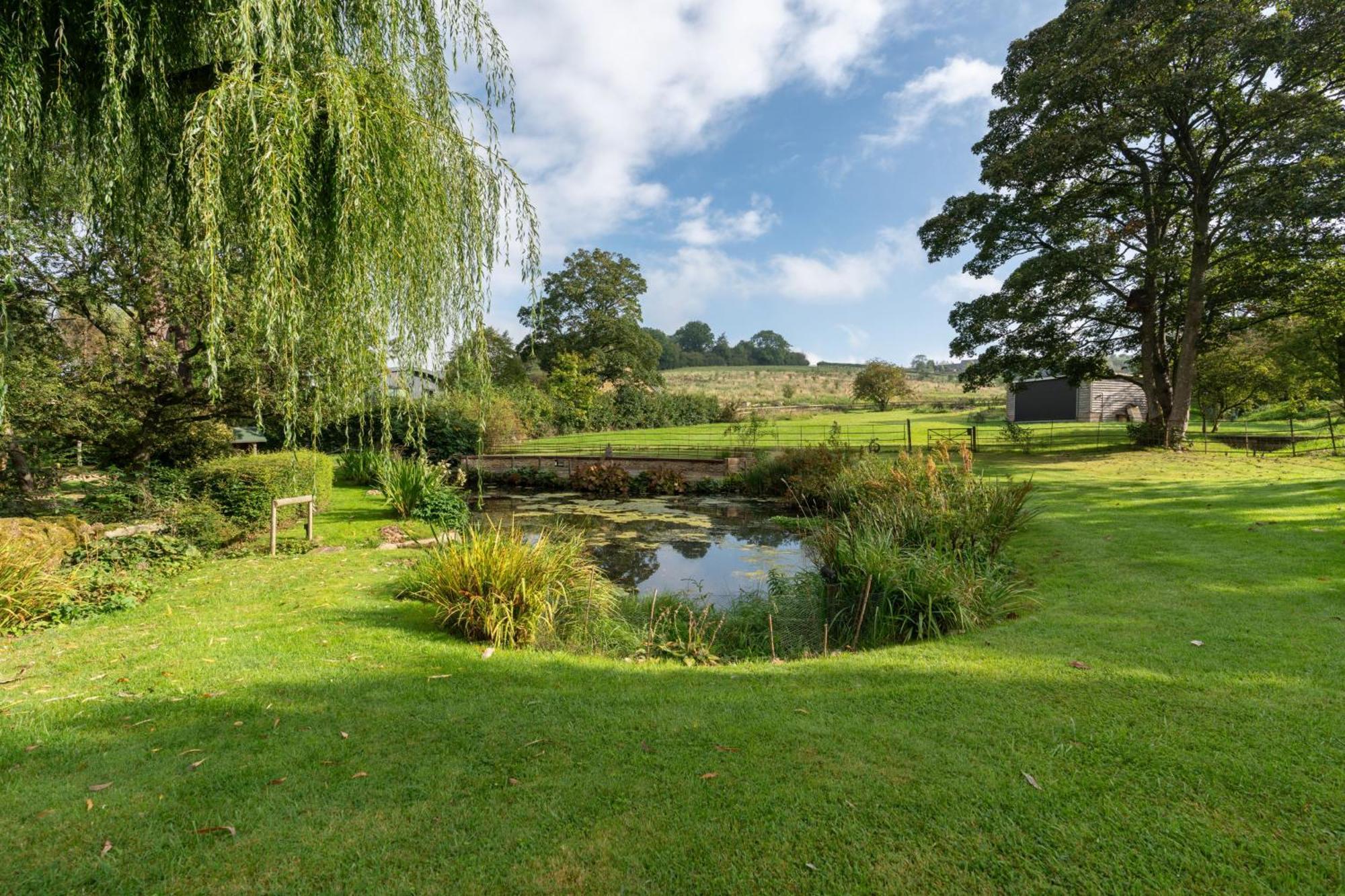 The Nest At Robins Roost Villa Little Rissington Bagian luar foto